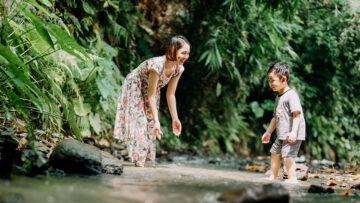 Chúng tôi — một người nhanh, một người chậm